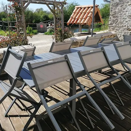 Gite Le Marronnier - Parthenay - 10 Personnes - Gite A La Campagne A 3 Kms Du Centre-Ville Exterior foto